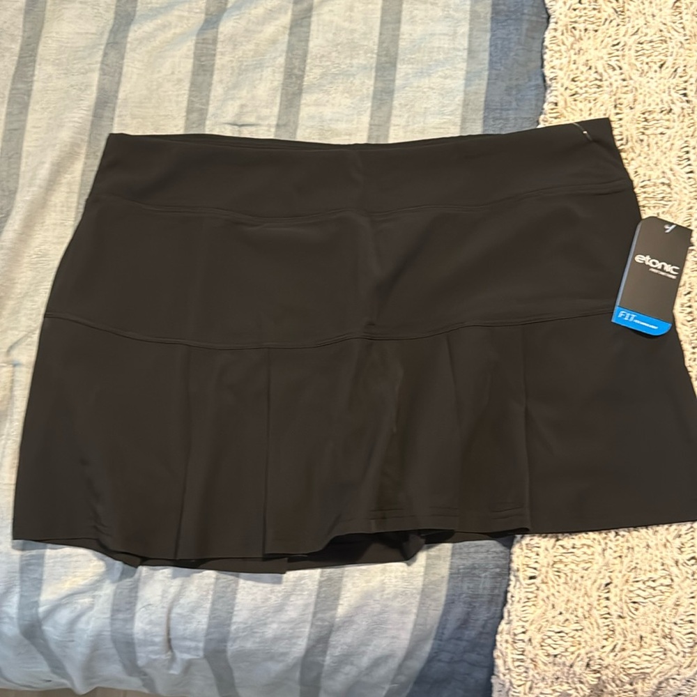 NWT Etonic Women’s Stretch Woven Skort
